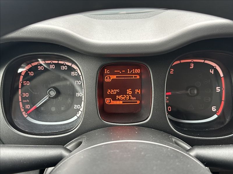 Fiat Panda 1,3 JTD 75PS  Pop 4x4 - fotka 34 z 49