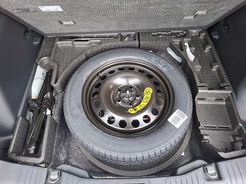 Ford Kuga Titanium, 5dveřová, 2.5 Durate - fotka 27 z 29