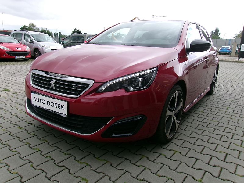 Peugeot 308 GT - fotka 3 z 22