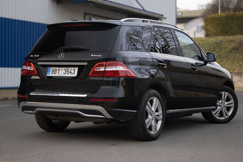 Mercedes-Benz Třídy M Servisované, tažné, 4x4, 225kW - fotka 5 z 34