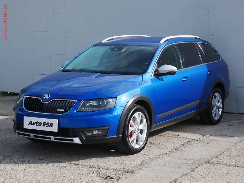Škoda Octavia (2015) 2.0 TDi 4x4, DSG, xenon, navi - fotka 3 z 18