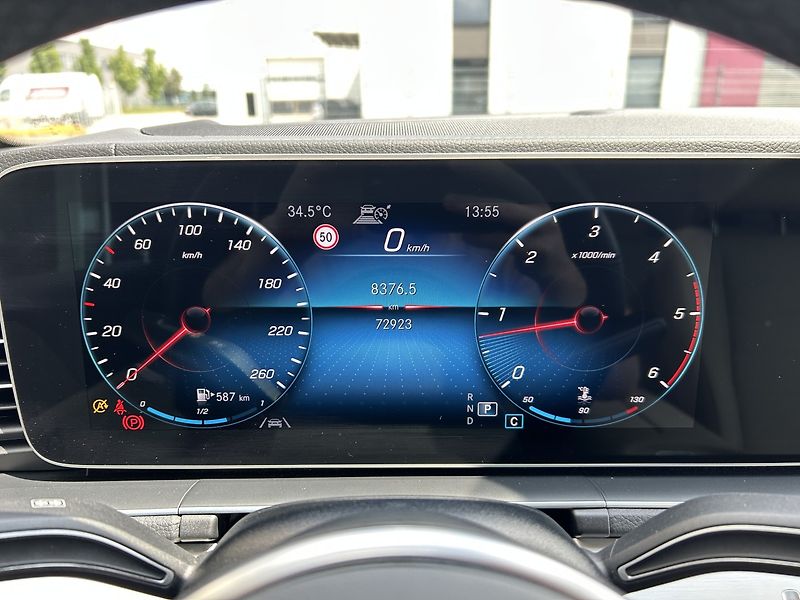 Mercedes-Benz GLE 400d 4MATIC AMG Coupe - fotka 19 z 36