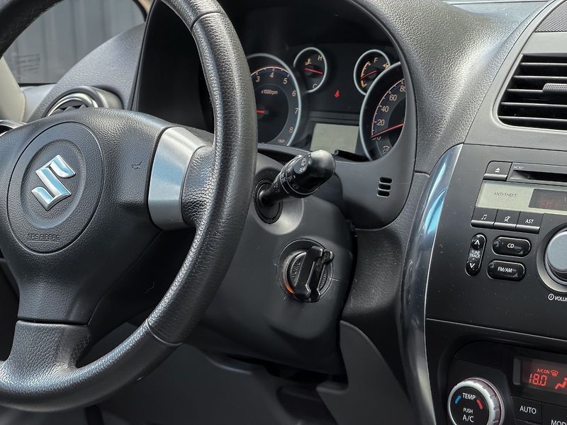 Suzuki SX4 1.6 4x4 PŮVOD ČR - fotka 16 z 23
