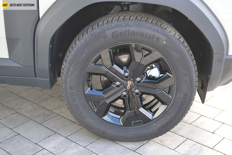 Dacia Duster EXTREME TCE 130 4x4 - fotka 11 z 58