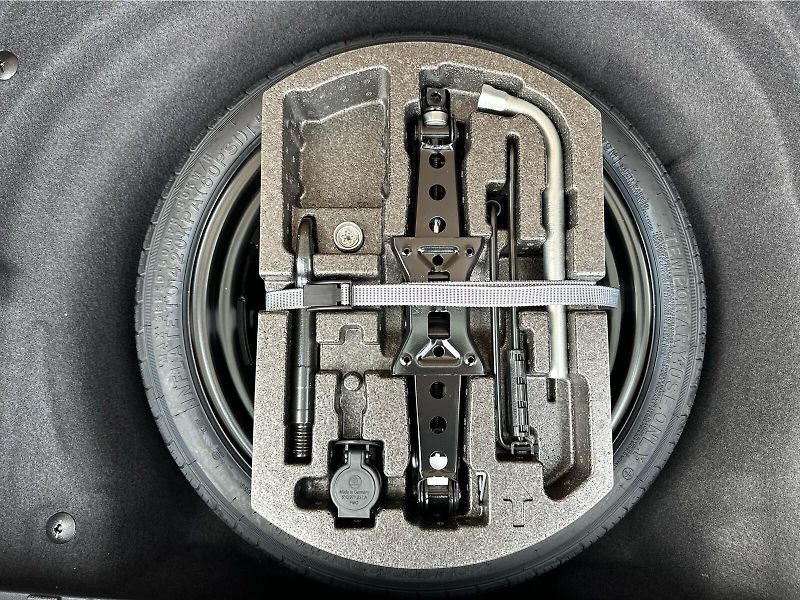 Škoda Superb (2027) 2,0 TDI 110 kW 7-stup. automat - fotka 14 z 25