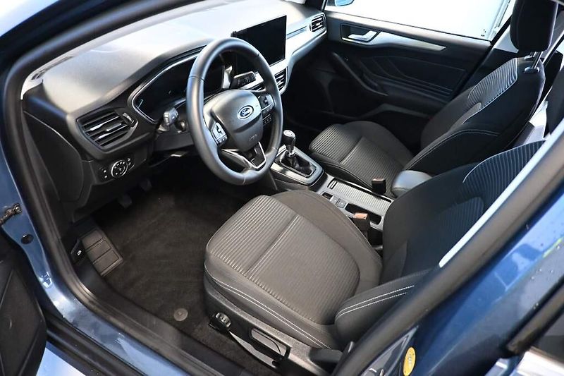 Ford Focus (2022) 1.5 ACTIVE LED Kamera ECOBLUE - fotka 11 z 33
