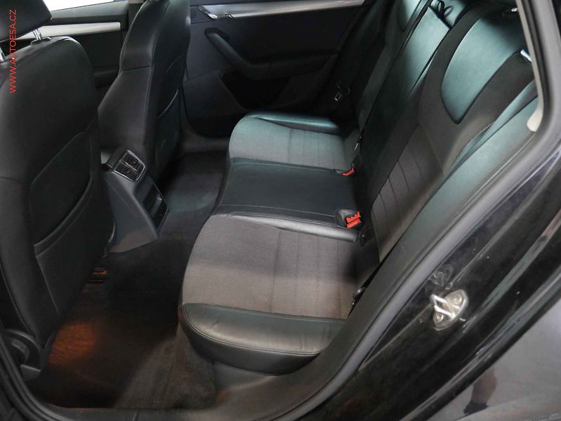 Škoda Octavia (2016) 1.4 TSi, 2.maj, AC, bixen - fotka 10 z 19