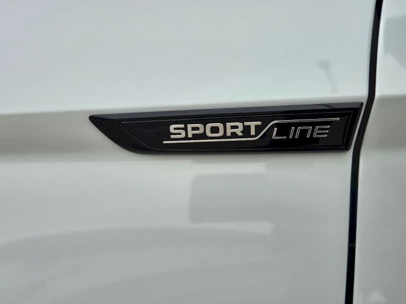 Škoda Karoq (2024) Sportline 1.5 TSI 110 kW 7°DSG - fotka 11 z 35