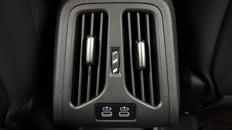 BMW Řada 2 218i AUT Luxury Line - fotka 21 z 27