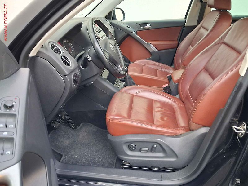 Volkswagen Tiguan (2008) 2.0 TSi 4x4, 2.maj, AC, kůže - fotka 9 z 17