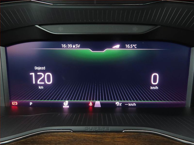 Škoda Superb (2021) Scout 2.0 TDI - fotka 11 z 18