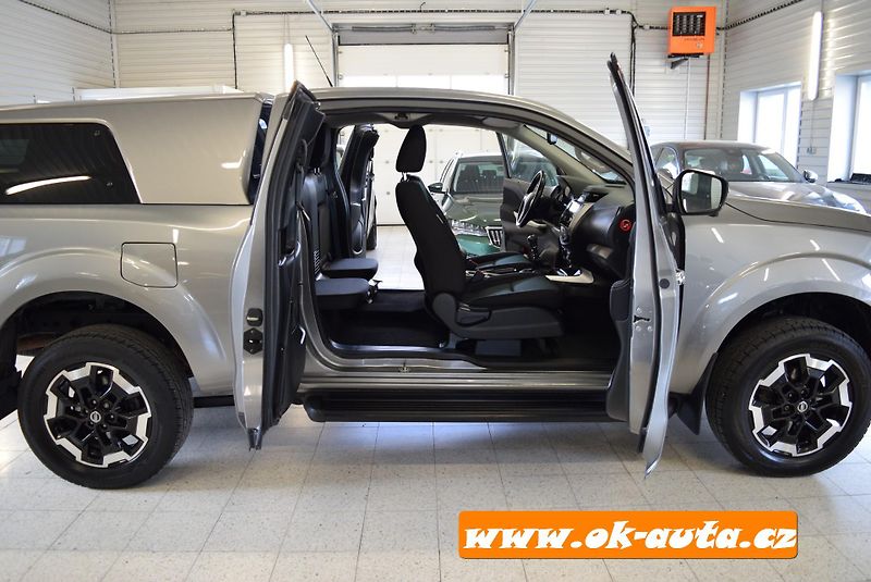 Nissan Navara 2.3 DCi KING-CAP HARDTOP 2022 - fotka 13 z 56