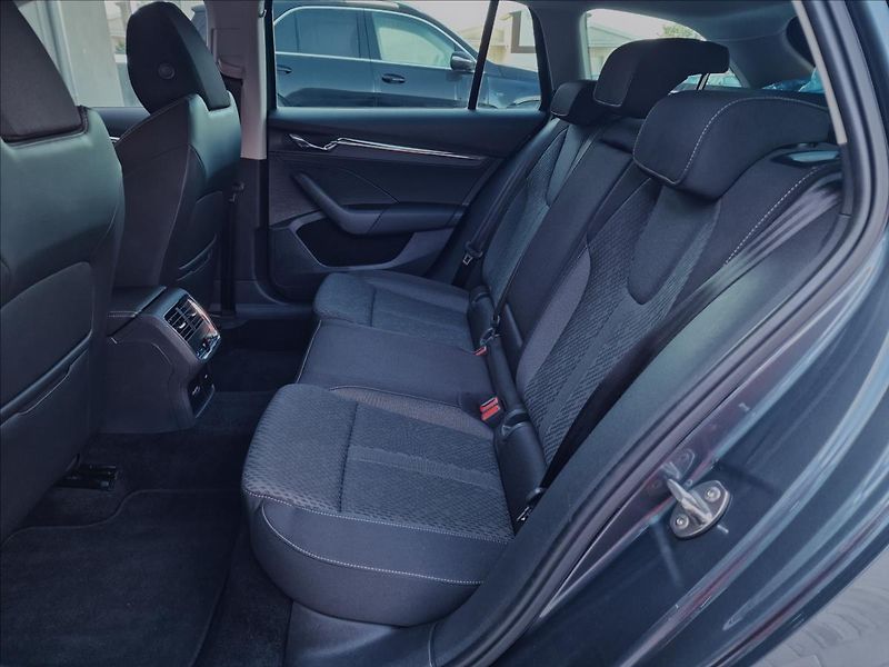 Škoda Octavia 1.5TSI 110kW DSG Style,1.Maj. - fotka 17 z 50