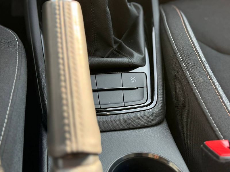 Škoda Scala Selection 1,0 TSI 85 kW 6° MP - fotka 13 z 32