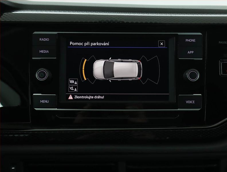Volkswagen Polo (2022) Life 1.0 TSI, Serv.kniha - fotka 14 z 15