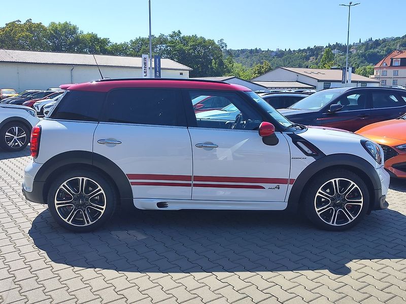 Mini Cooper 1.6/160kW - fotka 4 z 27