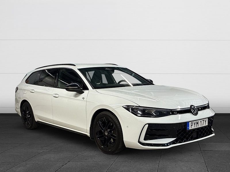 Volkswagen Passat 1.5TSI R-Line 360 NezTop Matri - fotka 3 z 24