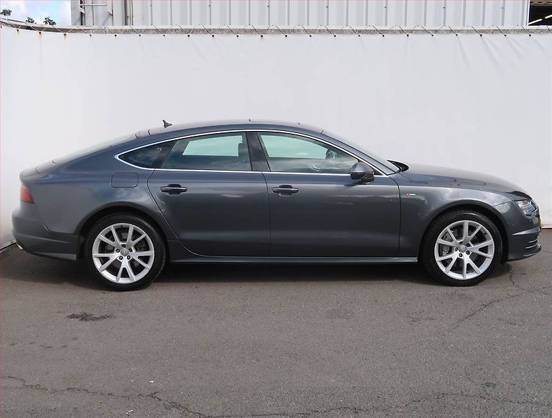 Audi A7 (2015) S-Line 3.0 TDI, 4X4, Automat - fotka 6 z 24