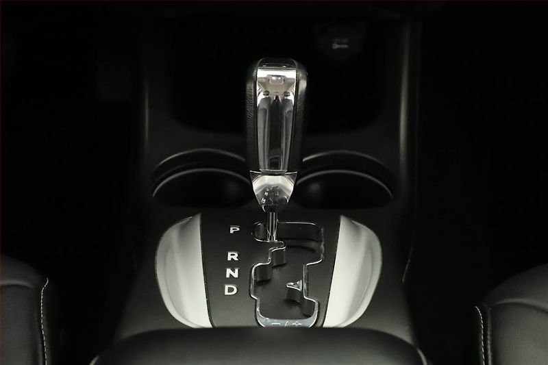 Fiat Freemont (2012) 2.0 MultiJet, 4X4, Automat - fotka 10 z 16