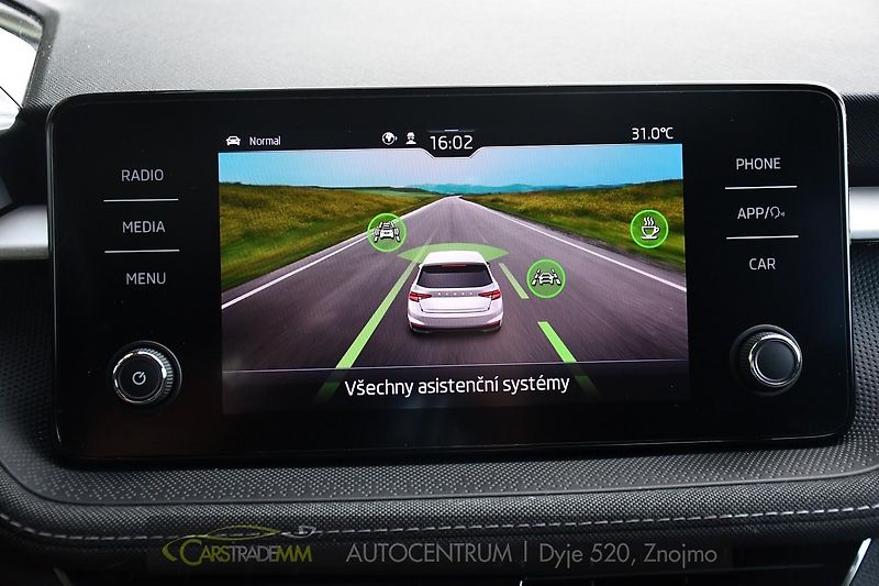 Škoda Fabia 1.0TSi STYLE 1M ČR - fotka 38 z 49