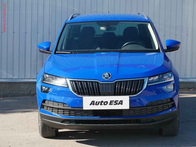 Škoda Karoq (2019) 2.0 TDi, 1.maj,ČR, Style, TZ - fotka 2 z 29