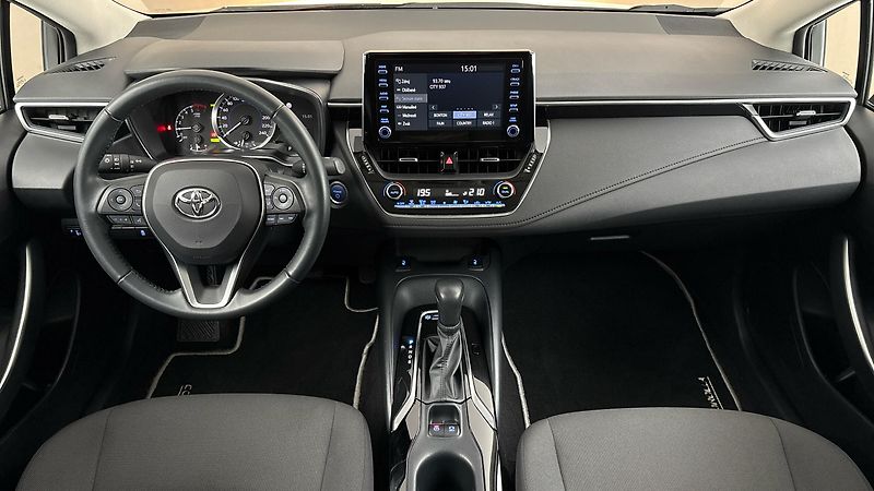 Toyota Corolla 1.8 Hybrid AUT Active Sedan - fotka 8 z 25