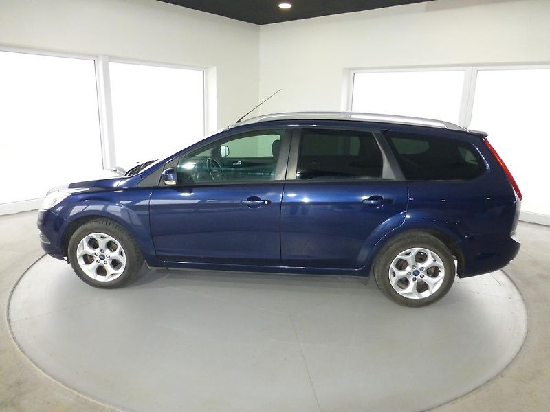 Ford Focus (2010) 1,6TDCI-80KW*KLIMATIZACE**ALU* - fotka 8 z 23