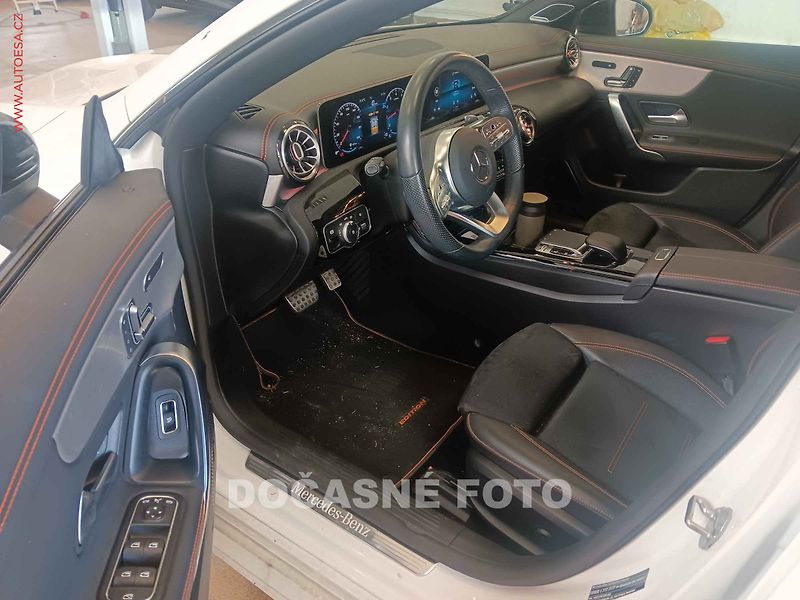 Mercedes-Benz CLA (2019) 1.3I, 1.maj,ČR, AT, navi, LED - fotka 3 z 3