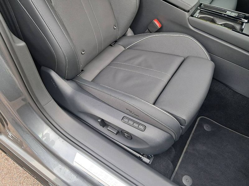 Škoda Superb (2026) IV Sportline 2.0 TDI / 142 kW - fotka 25 z 30