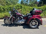 Harley-Davidson FLHTCUTG Tri Glide Ultra Classic (2015) - náhled 6