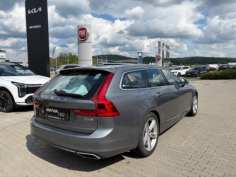 Volvo V90 2.0 D4 INCRIPTION 140kW AT - fotka 3 z 11