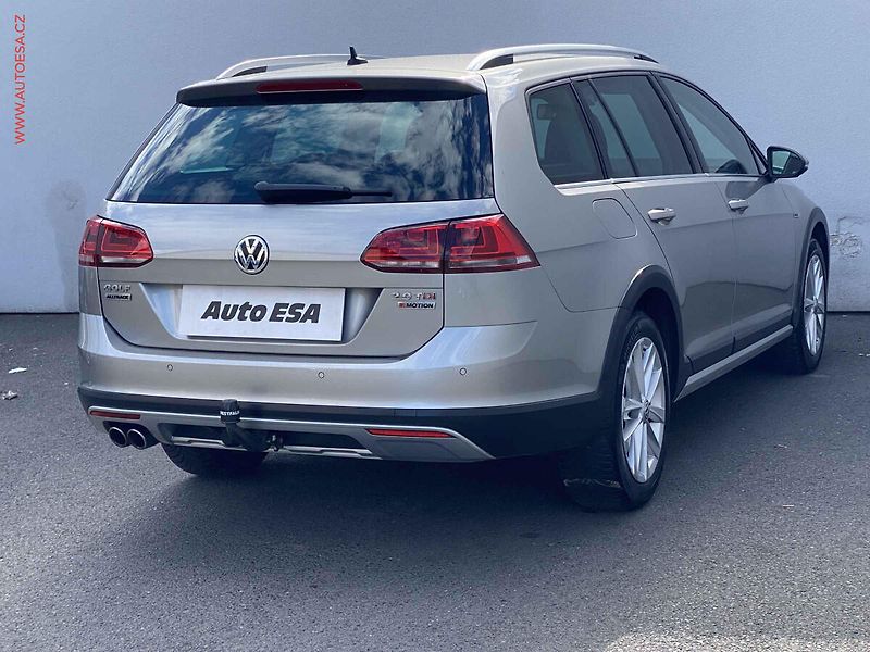 Volkswagen Golf (2016) 2.0 TDi 4x4, Alltrack, DSG - fotka 4 z 19