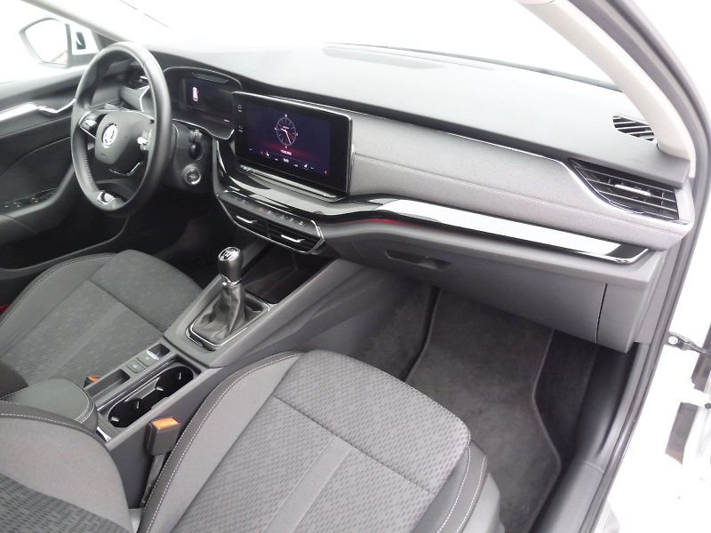 Škoda Octavia (2022) Combi Style 1,5 TSI 110kW - fotka 8 z 30