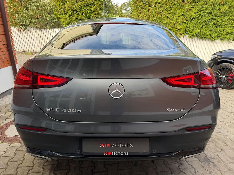 Mercedes-Benz GLE 400d-AMG-R21-PANO-TAŽ-COUPE - fotka 5 z 36