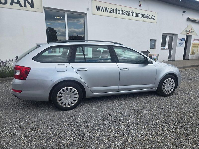 Škoda Octavia (2013) 2.0 TDI Elegance, Odpočet DPH - fotka 2 z 27