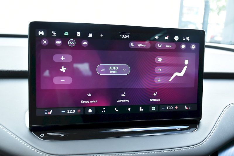 Škoda Enyaq (2026) 85 Sportline 210kW - fotka 16 z 35