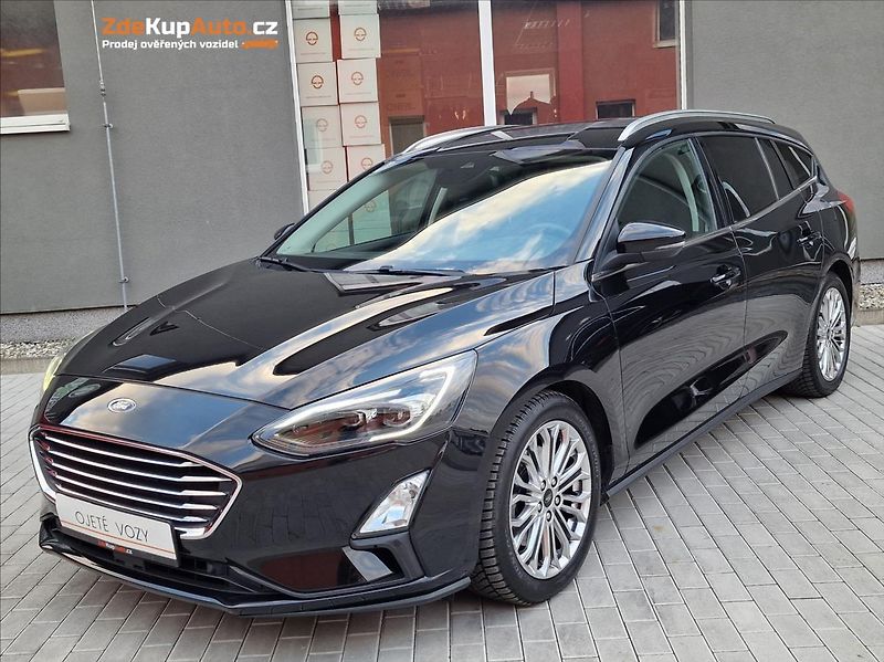 Ford Focus 1.5 EcoBlue Titanium,ČR,1.Maj - fotka 1 z 47