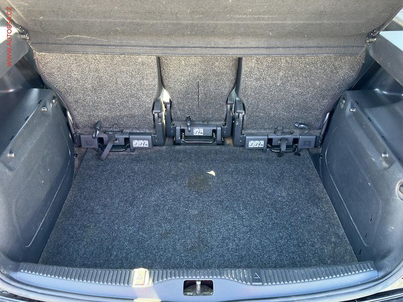 Škoda Roomster (2013) 1.2TSi, AC, STK4/28 - fotka 7 z 16