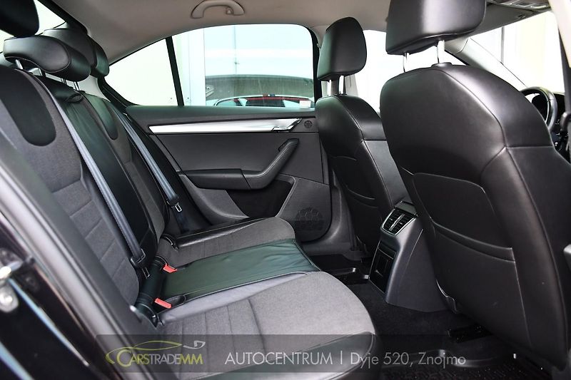 Škoda Octavia 2.0TDi PDC KESSY  - fotka 14 z 38