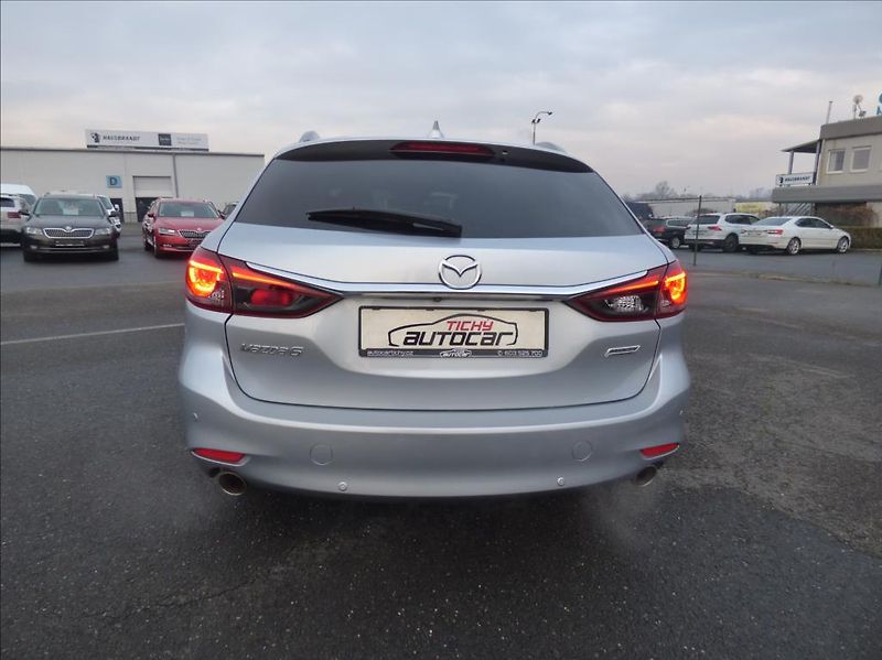Mazda 6 2,0 Skyactiv,121kW,Bi-Xenon  S - fotka 4 z 35