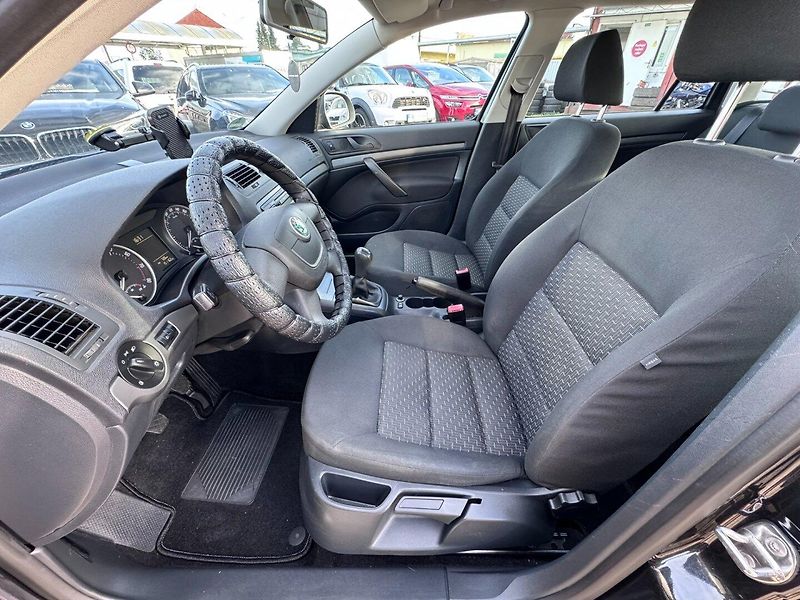 Škoda Octavia (2011) 1,4 TSI 90 KW 1. MAJ STK KM - fotka 20 z 46