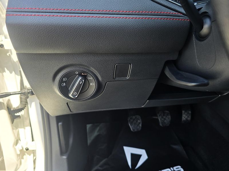 Škoda Kamiq / SEAT ARONA FR 1.5TSI 1Majite - fotka 11 z 24