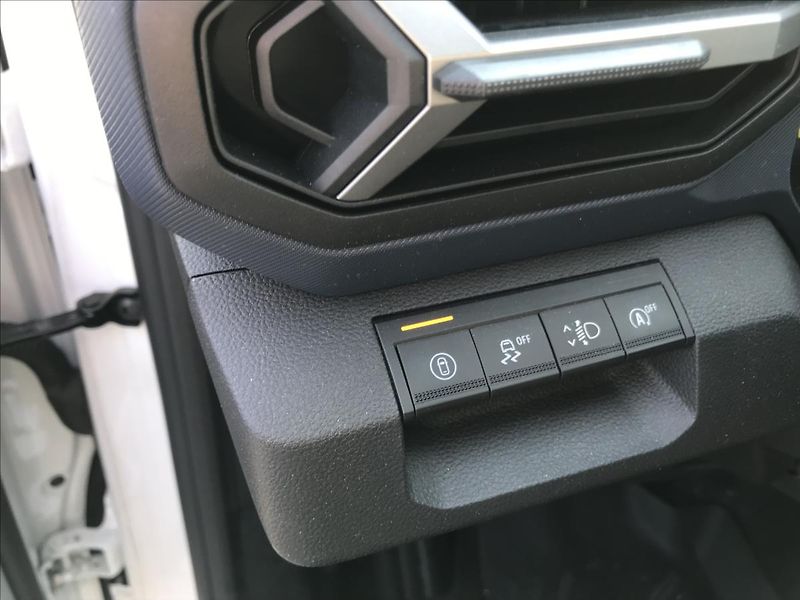 Dacia Duster 1,2   Journey Tce 130 4x4 - fotka 9 z 11