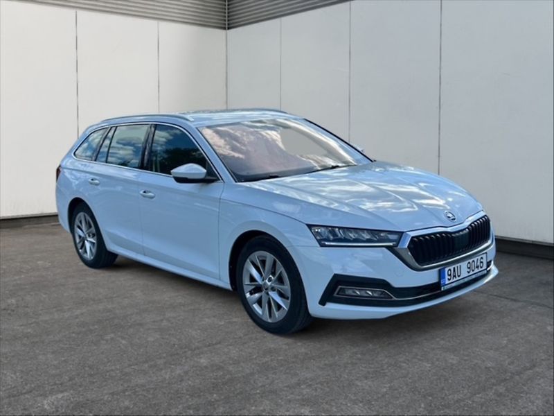 Škoda Octavia 1,5 TSI 110 Style - fotka 1 z 11