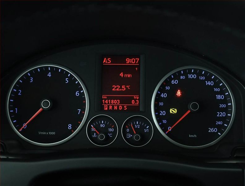 Volkswagen Tiguan (2009) 2.0 TSI, 4X4, Automat, Navi - fotka 9 z 18
