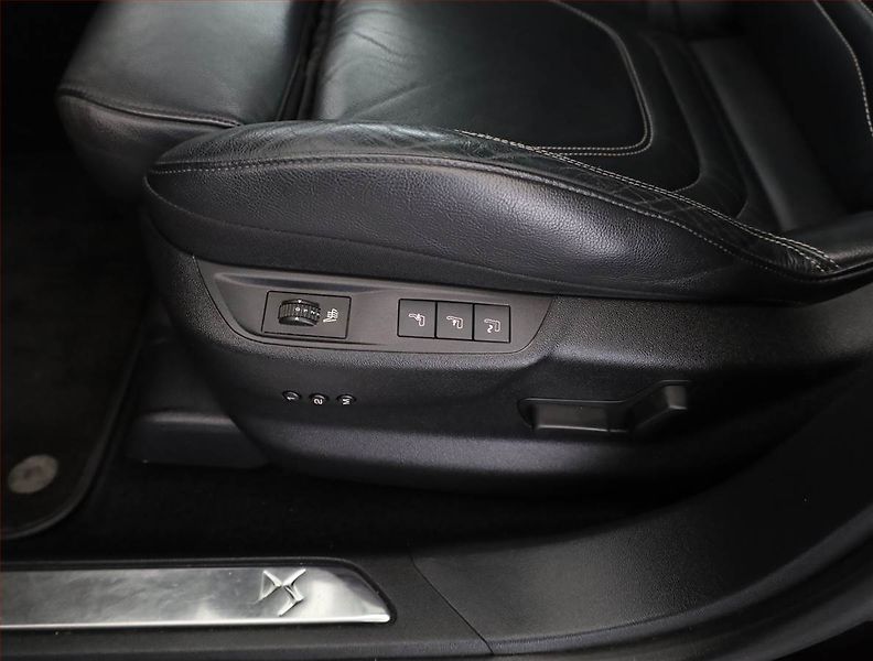 Citroën DS5 (2015) 2.0 BlueHDI, Automat, ČR,1.maj - fotka 19 z 21