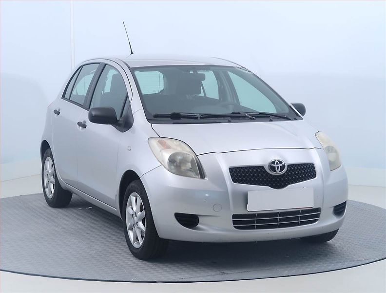 Toyota Yaris (2007) 1.0 VVT-i, po STK - fotografie inzerátu