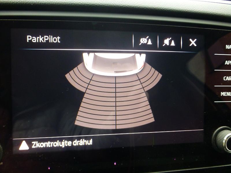 Škoda Octavia (2017) 2,0TDI*NAVIGACE**ALU**PARK.S - fotka 13 z 27