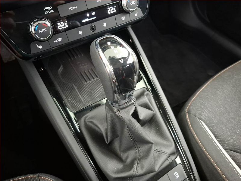 Škoda Kamiq (2025) 1.0 TSI - fotka 13 z 22