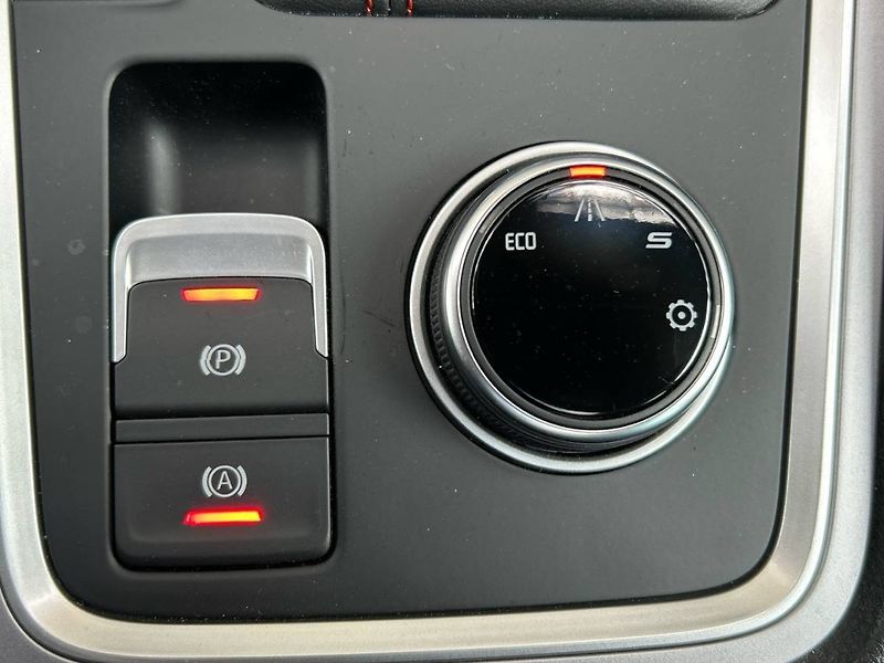 Seat Ateca (2023) 2.0 TDI 7DSG Black Edition FR - fotka 28 z 34